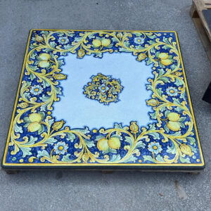 Lava stone table 100x100cm lemon